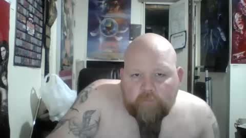 Snapshot of redrumthefool chatting on 10-17-25, 03:20 The fool online show from 10-17-25, 03:20