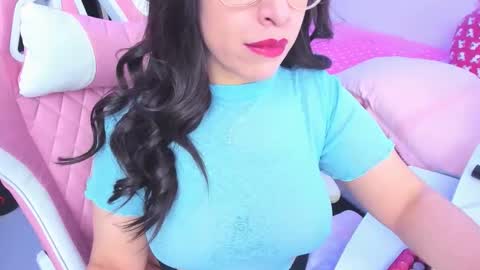 redski77 online show from 11-28-25, 09:23