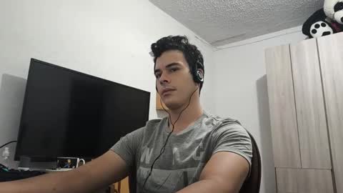 RedsoulReaver online show from 03-07-25, 03:19