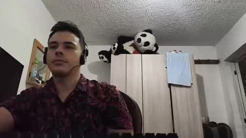 RedsoulReaver online show from 09-09-25, 04:23