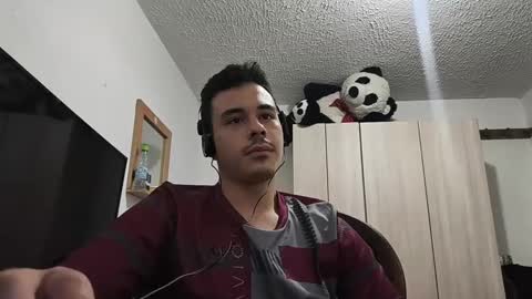 RedsoulReaver online show from 09-19-25, 04:14