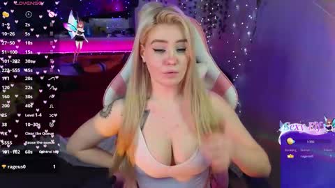 Snapshot of redvelveten chatting on 01-18-26, 02:32 Ronnie online show from 01-18-26, 02:32