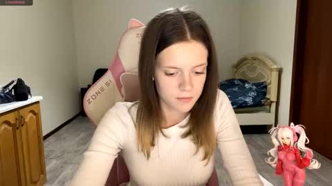 Lucy online show from 09-24-25, 03:26