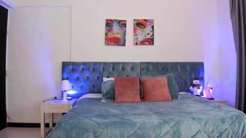 Regina online show from 11-22-25, 12:37