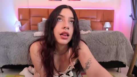 Regina online show from 03-06-26, 01:18