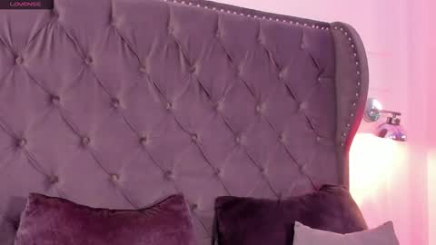 Regina  online show from 01-09-26, 10:22