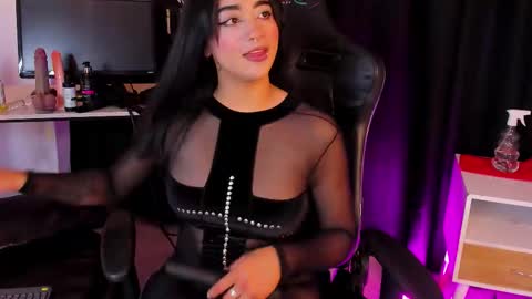   online show from 10-28-25, 02:59