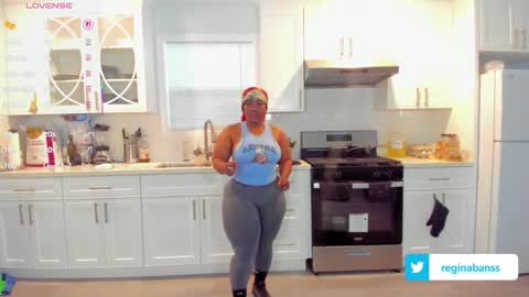 reginabanx online show from 12-18-25, 11:55