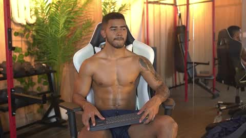 Reik online show from 12-03-25, 12:14