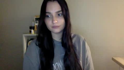 Snapshot of reilbelll chatting on 10-14-25, 07:36 Bell online show from 10-14-25, 07:36