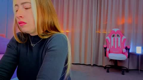 reina cummings online show from 10-20-25, 06:03