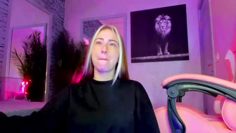 reina cummings online show from 12-14-25, 06:30