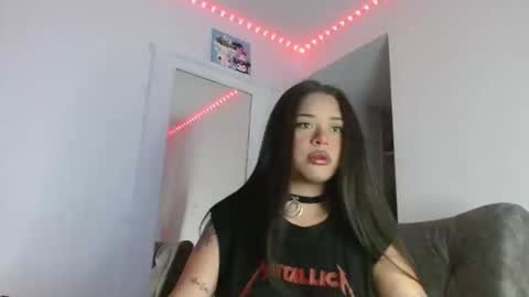 reina_reina online show from 10-17-25, 11:29