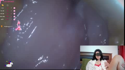 Reinacatchile online show from 09-29-25, 01:44