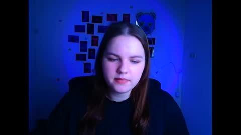 Reina online show from 04-06-26, 06:03