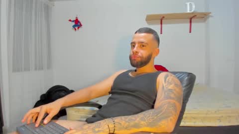 Rmy Steen online show from 09-10-25, 01:16