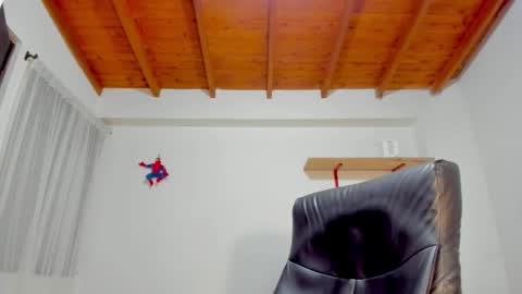 Rmy Steen online show from 10-16-25, 01:39