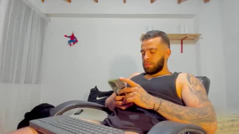 Rmy Steen online show from 11-16-25, 01:55