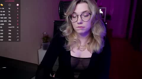 Snapshot of remywild chatting on 12-14-24, 07:25 RemyWild online show from 12-14-24, 07:25