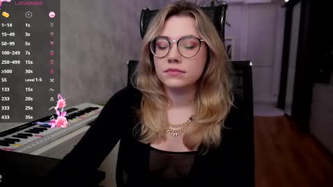 Snapshot of remywild chatting on 01-29-25, 06:39 RemyWild online show from 01-29-25, 06:39