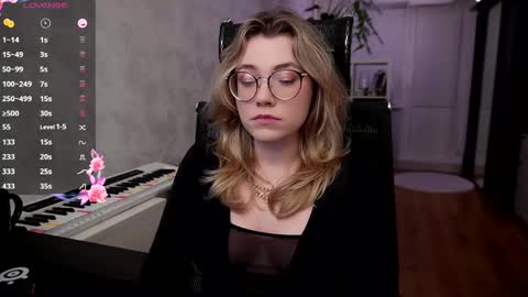 Snapshot of remywild chatting on 01-30-25, 06:54 RemyWild online show from 01-30-25, 06:54