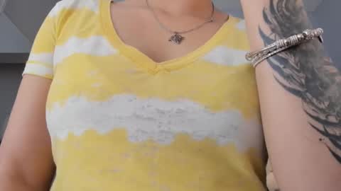 Renee Shelby online show from 10-03-25, 10:07