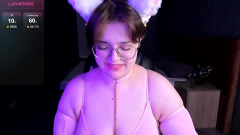 Snapshot of renee_turner chatting on 01-31-25, 08:22 renee_turner online show from 01-31-25, 08:22