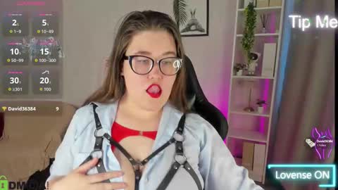 Snapshot of renee_turner chatting on 11-10-25, 09:08 renee_turner online show from 11-10-25, 09:08