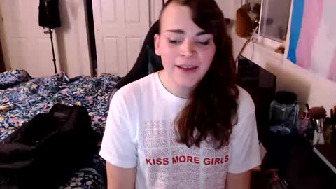 Renegade Ruby online show from 11-08-25, 12:55