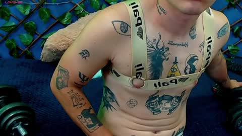 R E N E  online show from 01-23-25, 11:37