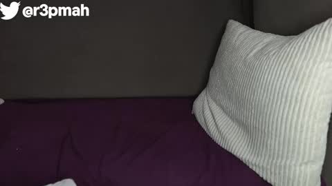 My name is Repmah  help me to get 50 thumb-up online show from 09-26-25, 12:42