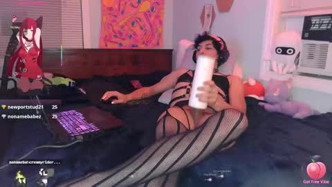 Snapshot of residentgoblin chatting on 02-15-25, 07:06 residentgoblin online show from 02-15-25, 07:06