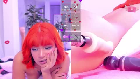Snapshot of revy_black69 chatting on 12-22-24, 11:33 Rebecca y sarih online show from 12-22-24, 11:33