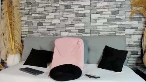 Snapshot of rey_masterhot chatting on 09-17-25, 12:23 reymasterhot online show from 09-17-25, 12:23