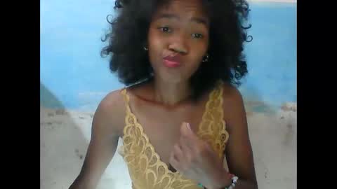 Snapshot of reyhanrise chatting on 11-11-25, 05:18 ReyhanRise online show from 11-11-25, 05:18