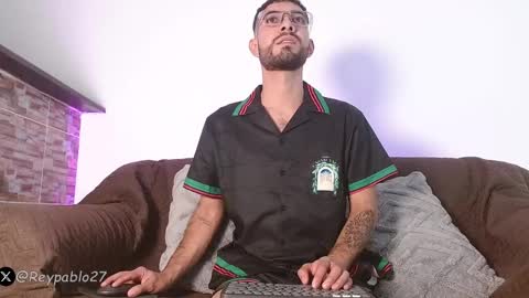 REY PABLO Independent online show from 04-12-26, 09:31