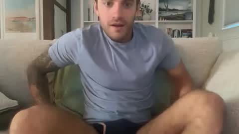 Snapshot of rguy114 chatting on 04-24-26, 02:19 Ryan online show from 04-24-26, 02:19