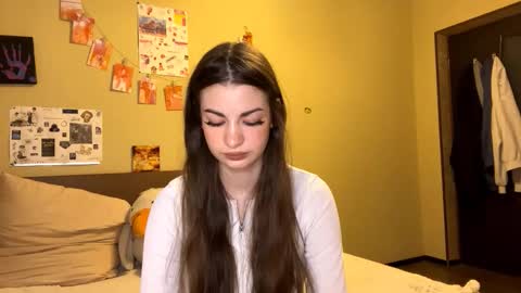 Anna online show from 12-17-25, 01:39