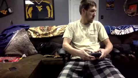 Rhino online show from 12-31-24, 08:48