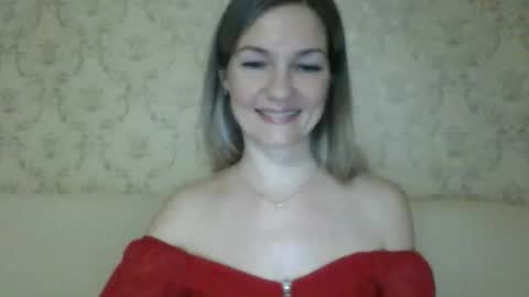Snapshot of rialur09 chatting on 03-12-25, 04:13 Galina online show from 03-12-25, 04:13