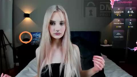 Snapshot of riawoods chatting on 11-09-25, 05:22 Ria Woods online show from 11-09-25, 05:22