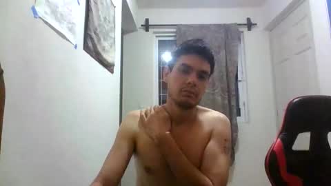 Snapshot of ricardogg1 chatting on 11-17-25, 05:02 ricardogg1 online show from 11-17-25, 05:02