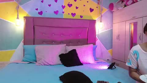 Snapshot of rich_de_la_rosa chatting on 03-07-25, 02:46 rich and kitty online show from 03-07-25, 02:46