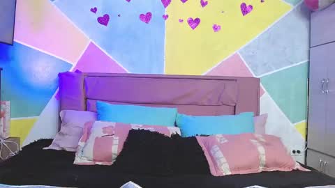 Snapshot of rich_de_la_rosa chatting on 09-16-25, 04:13 rich and kitty online show from 09-16-25, 04:13