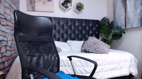 richar_voller online show from 01-30-25, 04:55