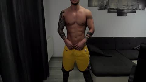 Snapshot of richarddarell chatting on 12-19-24, 06:56 RichardDarell online show from 12-19-24, 06:56