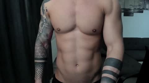 Snapshot of richarddarell chatting on 01-24-25, 06:14 RichardDarell online show from 01-24-25, 06:14