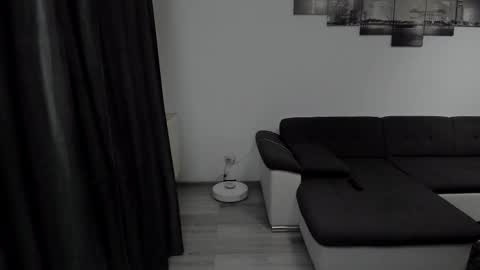 Snapshot of richarddarell chatting on 02-19-25, 06:00 RichardDarell online show from 02-19-25, 06:00