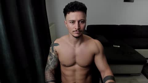 Snapshot of richarddarell chatting on 09-09-25, 05:18 RichardDarell online show from 09-09-25, 05:18