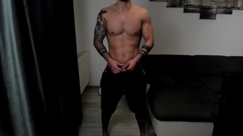 Snapshot of richarddarell chatting on 09-20-25, 04:46 RichardDarell online show from 09-20-25, 04:46